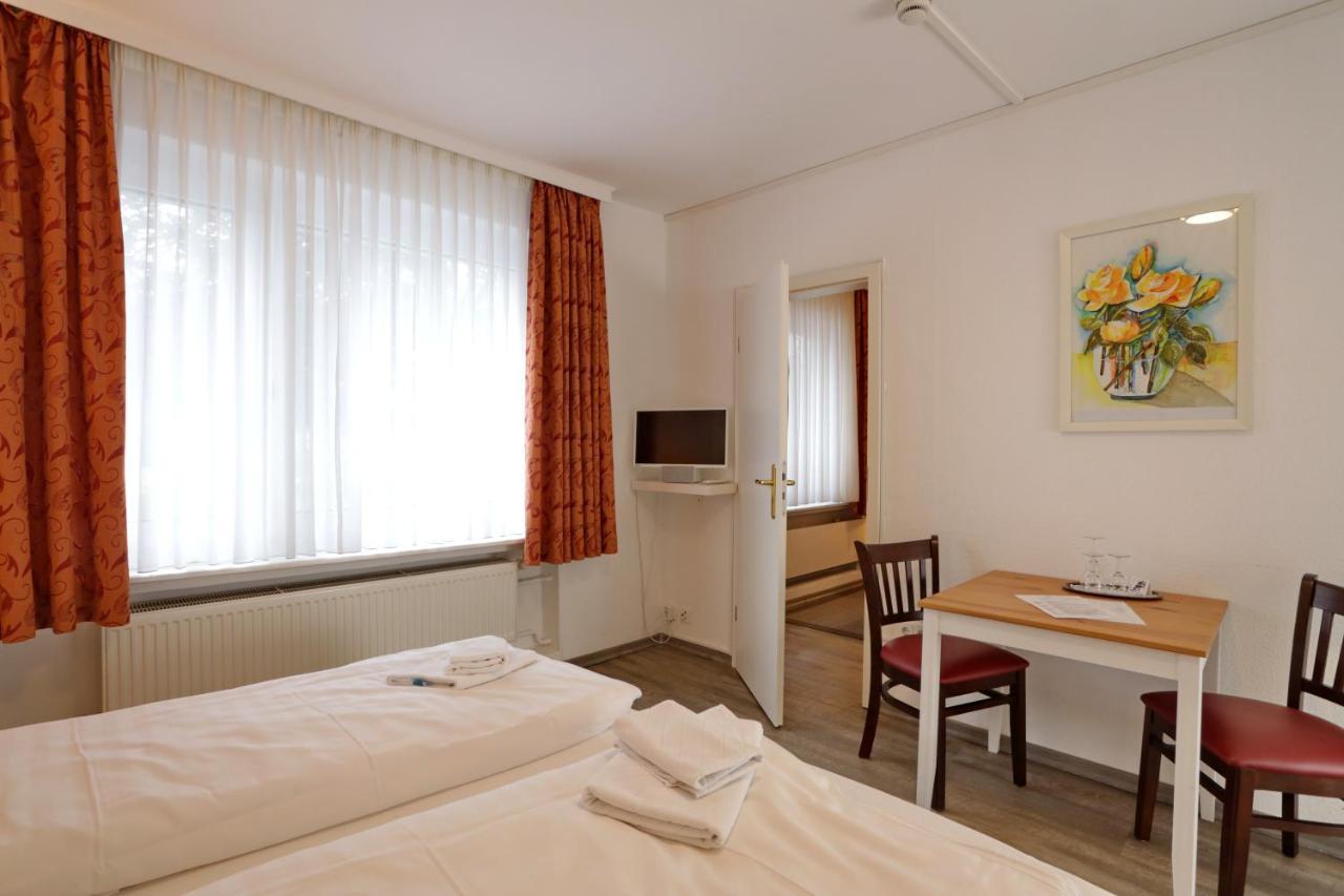 Hotel Am Park บราวน์ชไวก์ ภายนอก รูปภาพ